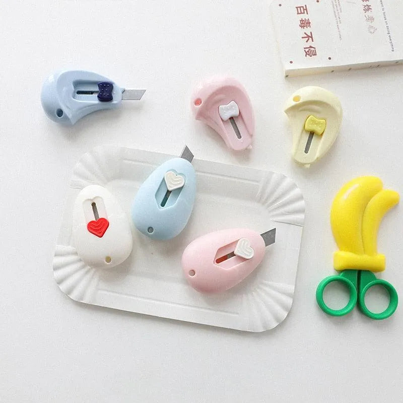 Mini Cute Paper Cutter for Journaling & Scrapbooking - PaperWrld