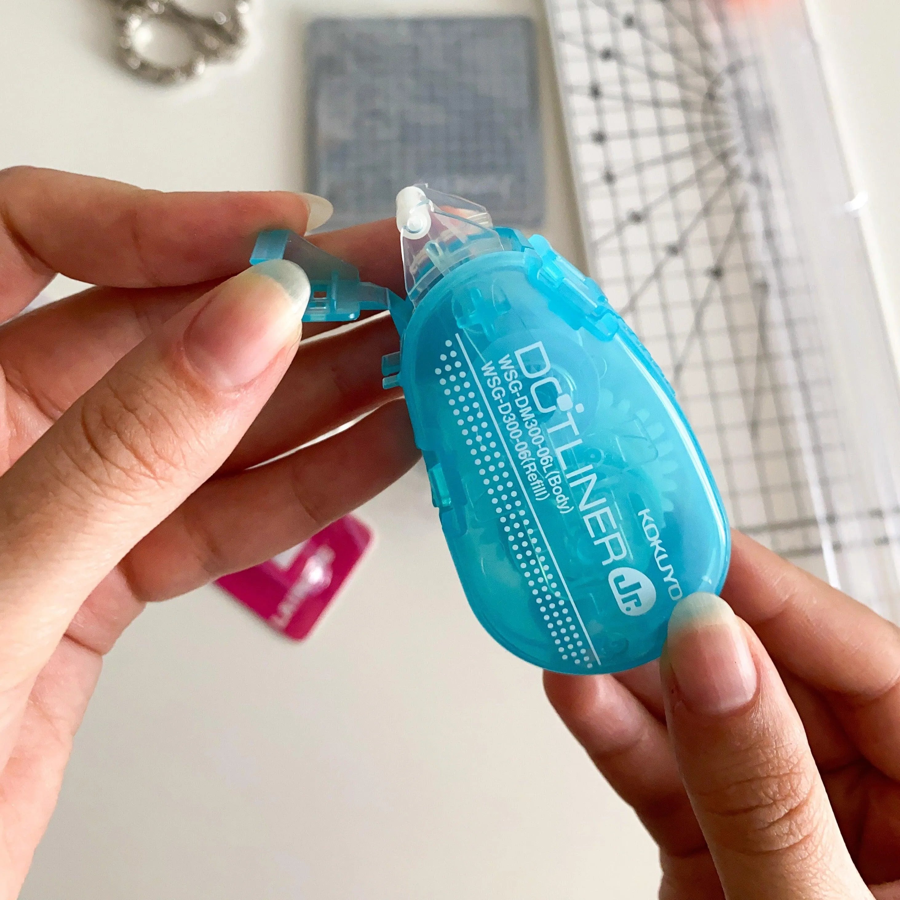 Toolkit Box - Essential tools to craft your phone base for Journaling & Scrapbooking - PaperWrld