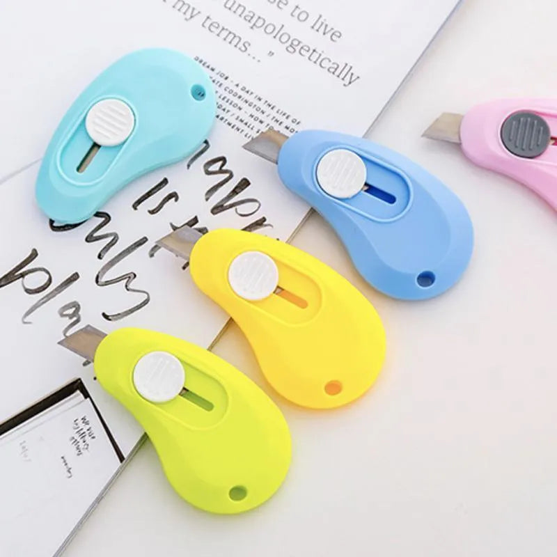 Mini Coloured Cutter for Journaling & Scrapbooking - PaperWrld