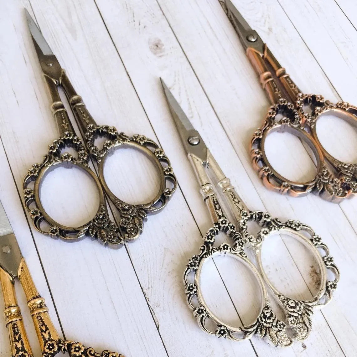 Vintage Floral Scissors for Journaling & Scrapbooking - PaperWrld