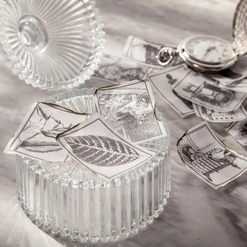 The white book for Journaling & Scrapbooking - PaperWrld