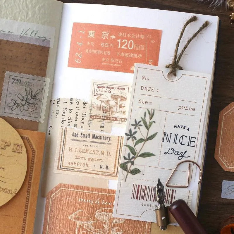 Vintage Cards Paper for Journaling & Scrapbooking - PaperWrld