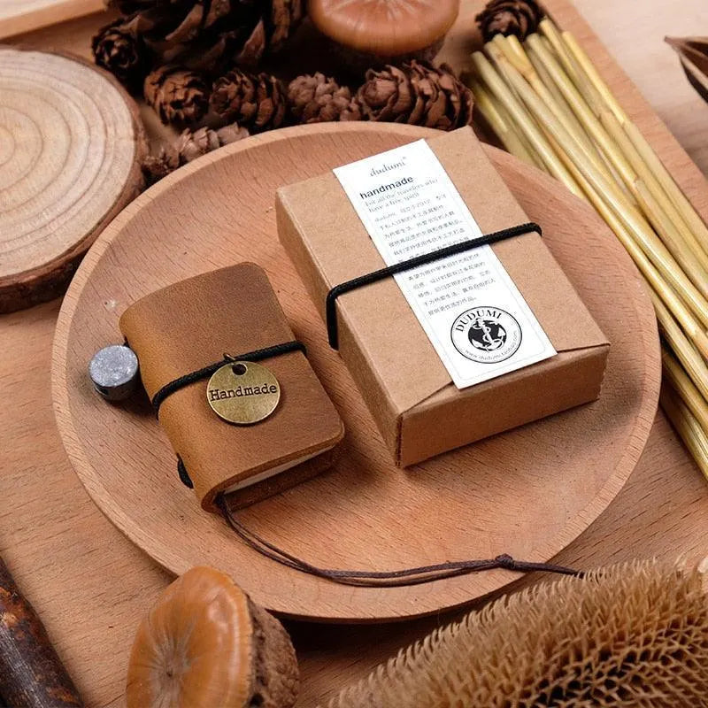 Handmade Leather Mini Notebook for Journaling & Scrapbooking - PaperWrld