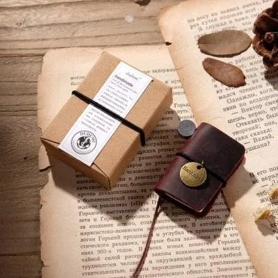 Handmade Leather Mini Notebook for Journaling & Scrapbooking - PaperWrld