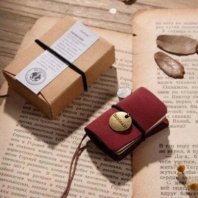Handmade Leather Mini Notebook for Journaling & Scrapbooking - PaperWrld