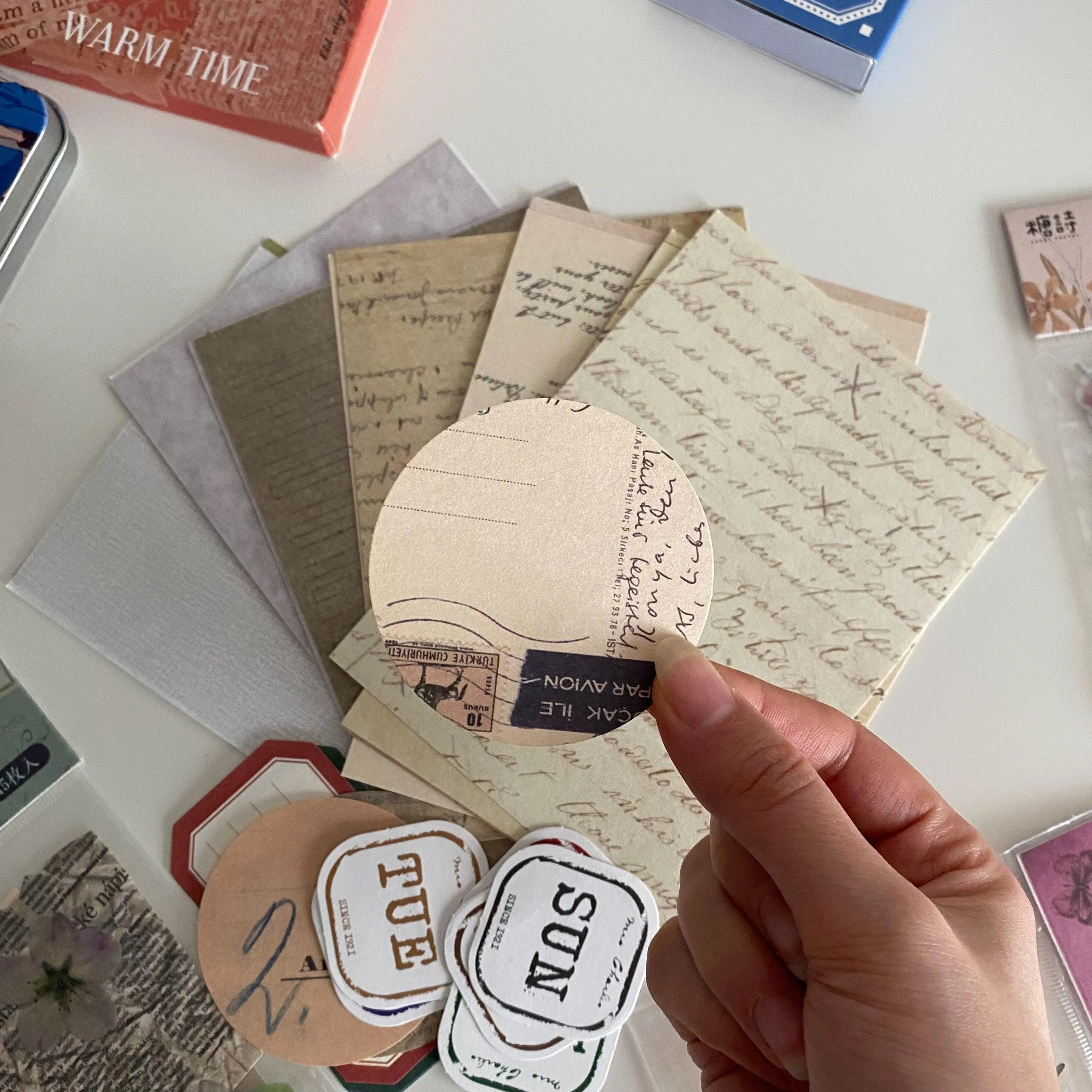 DIY Phone Case Spring Box - Personalize Your Phone Up 60% Off at PaperWrld DIY Phone Case Spring Box - Personalize Your Phone Up 60% Off at PaperWrld