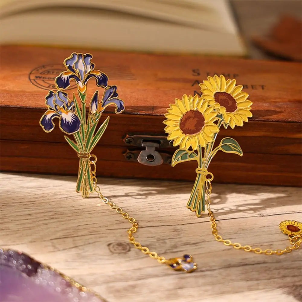 Vintage Floral Metal Bookmark with Chain Charm