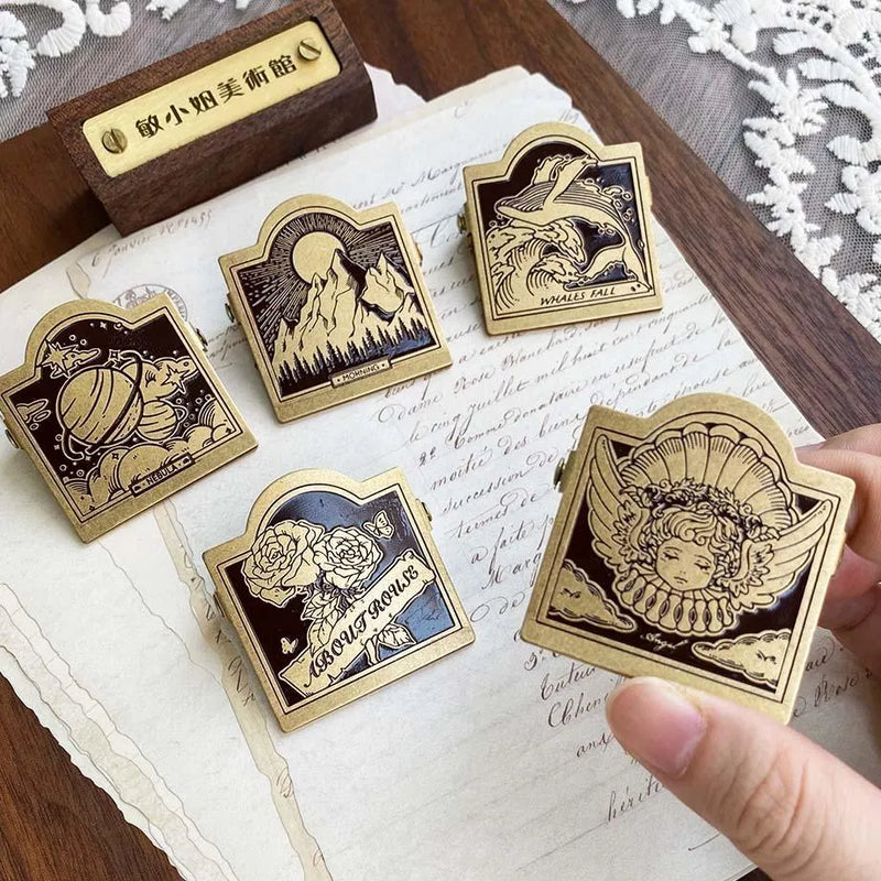 PAPERWRLD Vintage Brass Paper Clip