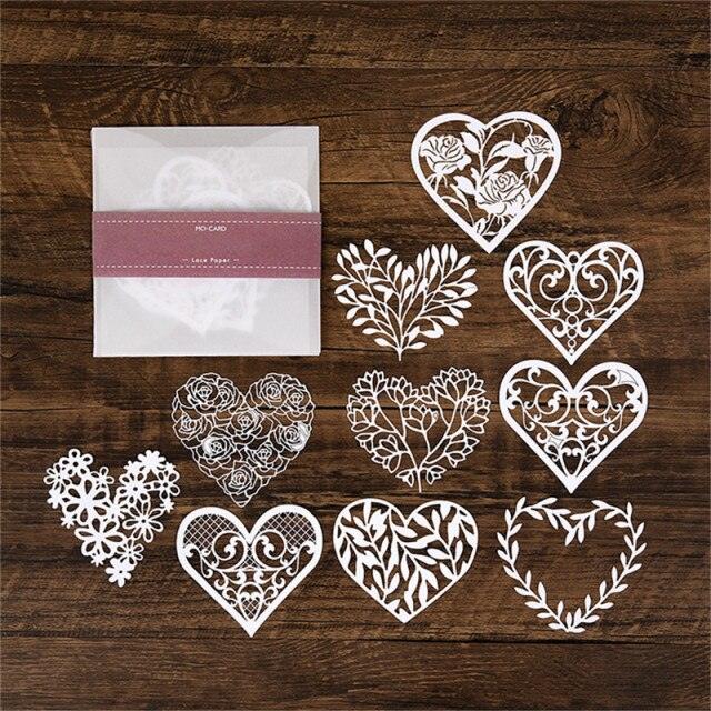 Elegant Lace Paper - Hearts - PaperWrld